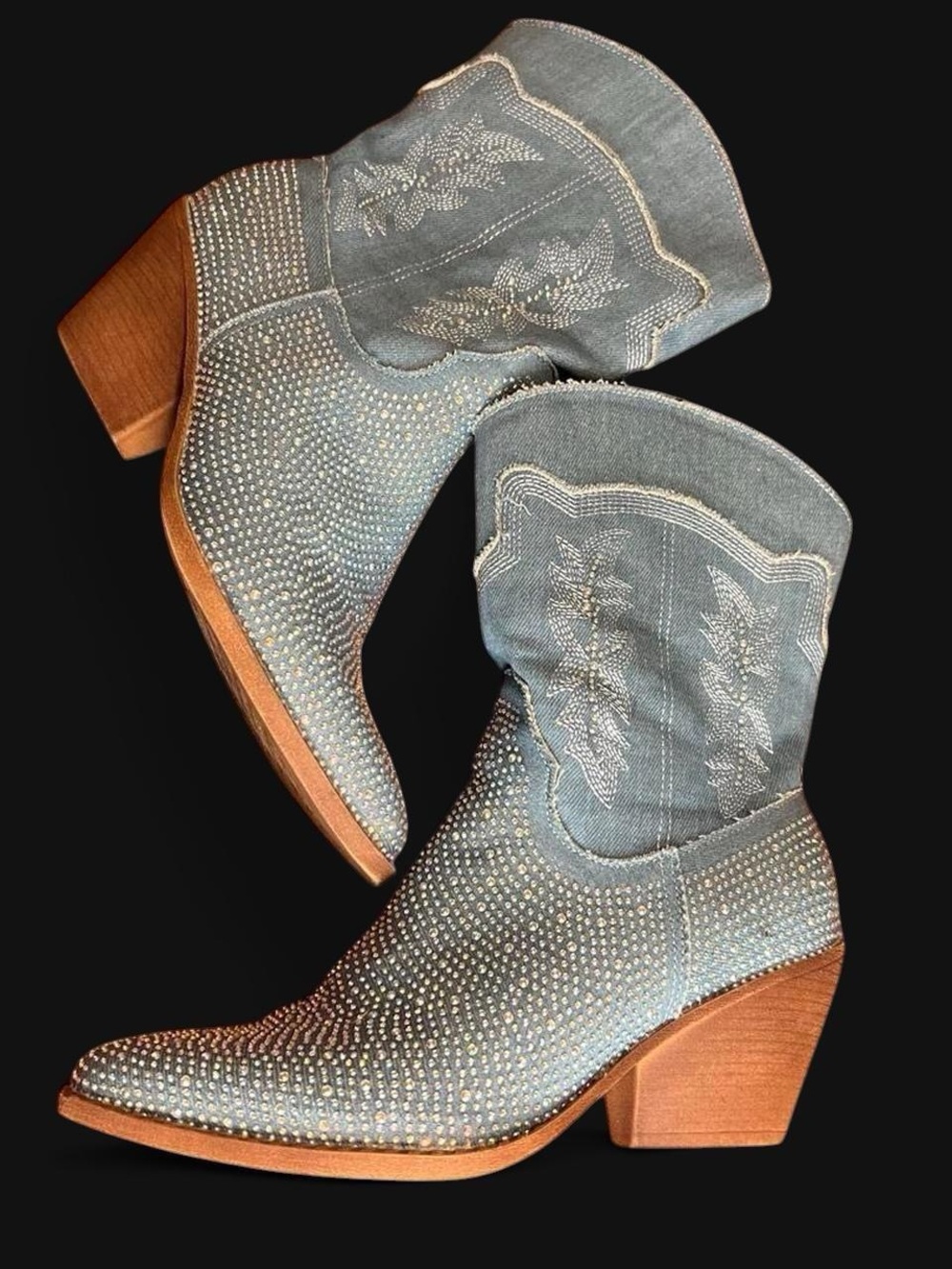 Embellished Light Blue Western Ankle Boots size 41 (9)
